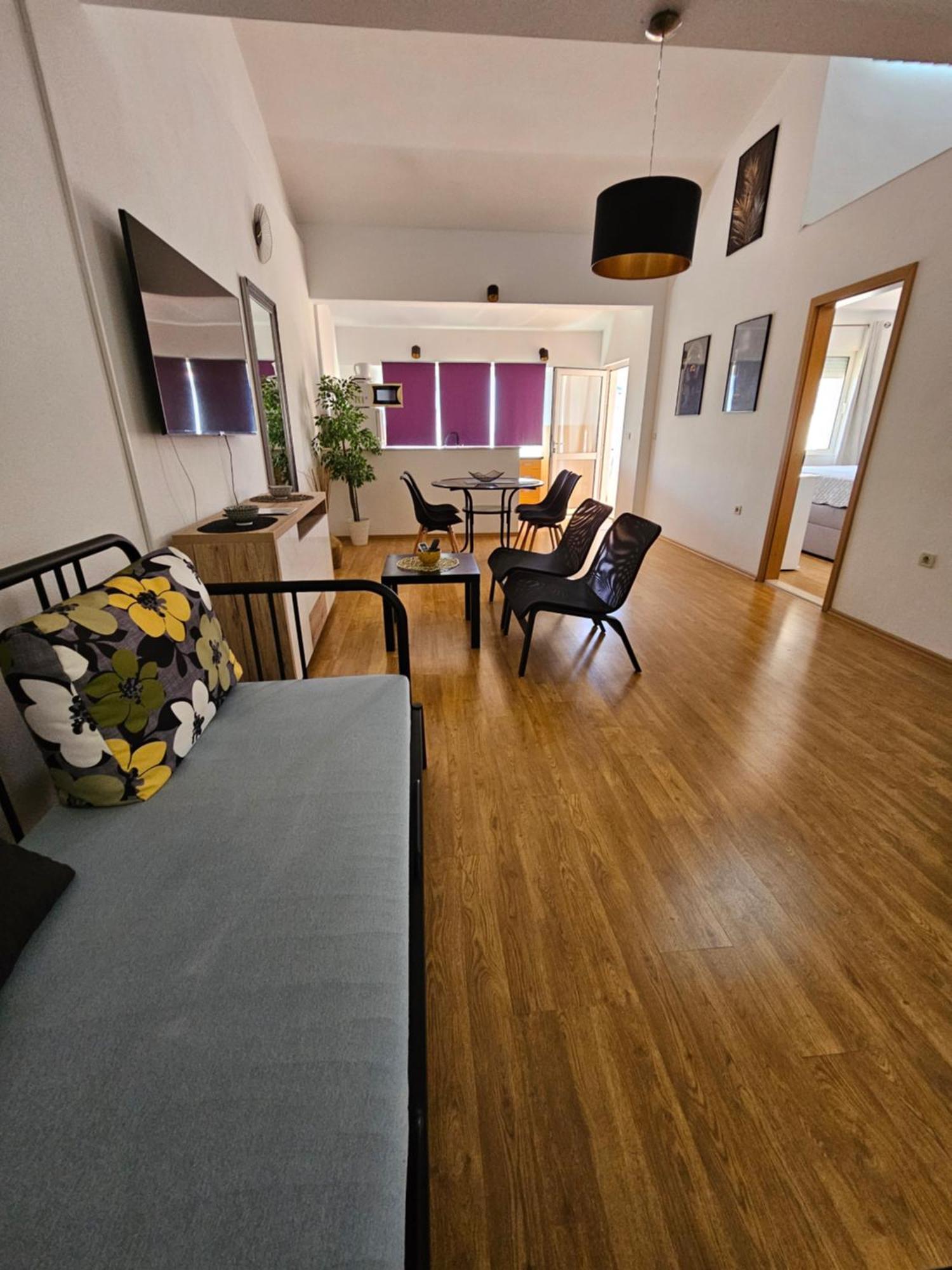 Apartment Nikmar *